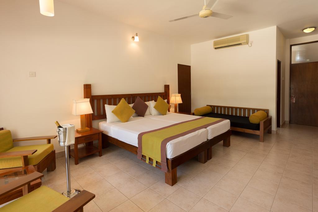 Nilaveli Beach Hotel Εξωτερικό φωτογραφία