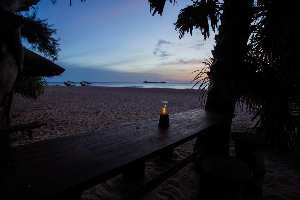 Nilaveli Beach Hotel Εξωτερικό φωτογραφία